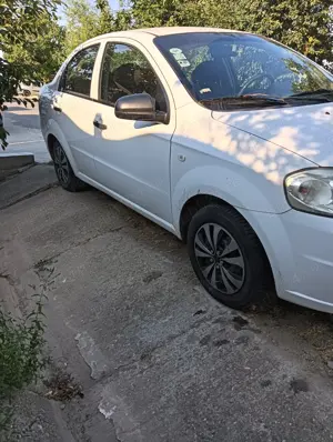 Vând Chevrolet Aveo 1.2 An 2008 - imagine 4 Vând Chevrolet Aveo 1.2 An 2008 - imagine 4