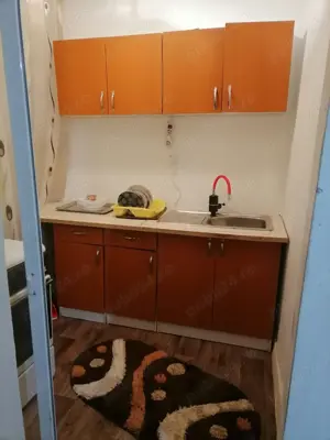 Garsoniera de vînzare