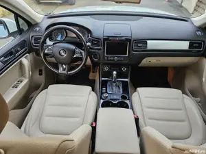  VW Touareg 23 11 2012 km.191000 Reali  - imagine 7