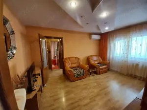 Vând apartament 3 camere Bacău zonă Orizont  - imagine 5