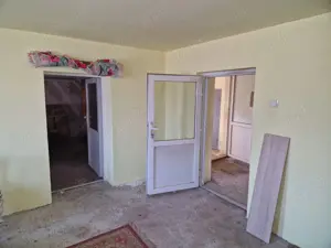 Casă de vânzare Dezesti - imagine 9