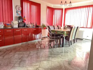 Casa individuala P+E+M, carport, piscina , in Sacalaz - imagine 3