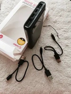 Vand baterie externa Power bank 10.000 AH LCD displaynoua - imagine 4