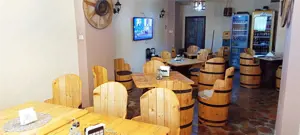 PENSIUNE in zona ultracentrala din Moldova Nou #259; - imagine 7