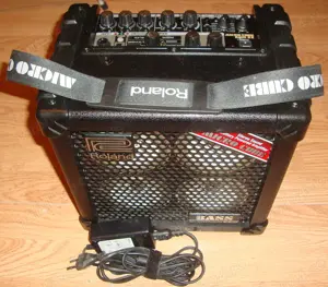Boxa Amplificator Chitara Roland Micro Cube Bass RX