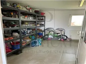 Casa individuala - zona excelenta- suprafete generoase - toate utilitatile - mobilata - utilata - imagine 11