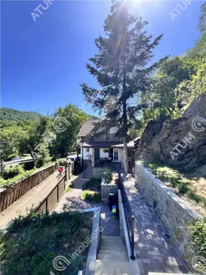 Casa individuala cu 3 camere 2 bai si teren 172 mp situata in Sibiel - imagine 20