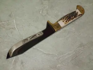 Briceag Nagy István cu plásele de corn + toc piele nr.3