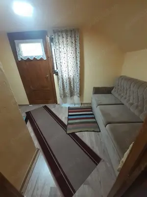 Cabană de închiriat,