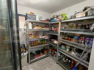 Casa cu 4 camere mobilata și utilata în suprafață de 237,9 mp - imagine 7