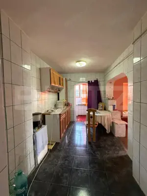 Apartament cu 3 camere, 70 mp, decomandat, Castelul de Apa - imagine 5