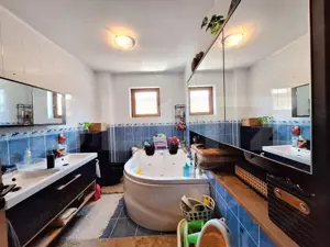 Casa individuala la cheie 300mp utili, cu Garaj, zona Dambu Rotund - imagine 11