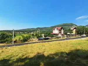 TEREN INTRAVILAN POLOVRAGI - imagine 8