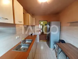 Apartament de vanzare 4 camere 75mp si 2 balcoane Mihai Viteazul Sibiu - imagine 9