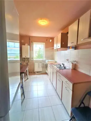 apartament 4 camere Mihai Viteazu etaj 3 - imagine 4