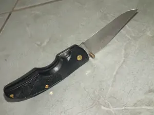 Briceag simplu cu liner lock creat de mesterul Nagy István nou