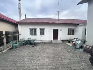 Casa cu 4 camere, cazare muncitori sau sediu firma,  cartierul Romanesti