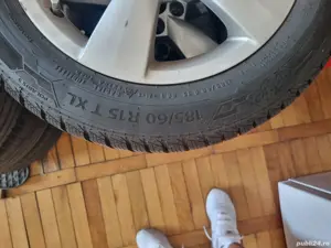 4 cauciucuri de iarna 185 60 15 cu jante de aliaj 5x110 Skoda - imagine 4