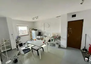 COMPLEX STUDENTESC - 3 CAM - LIFT - CLIMA - ANVELOPAT - PANORAMIC-
 - imagine 4