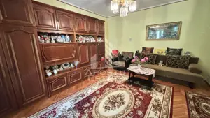 Casa spatioasa, teren 1348 mp, Giarmata - imagine 3