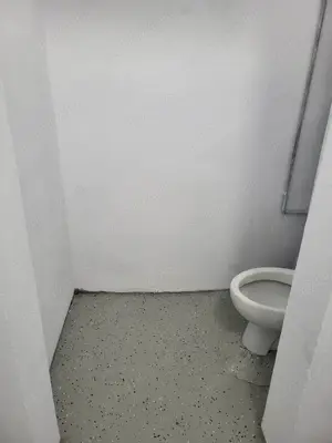 inchiriere spatiu comercial Pucioasa - imagine 5