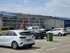 Spatiu Comercial in Centru Comercial - Zona Traian Vuia - Parcare - imagine 18