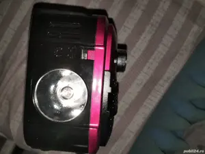 vând radio portabil