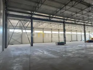 Hala industriala moderna +birouri in Baciu 1380 mp - imagine 4