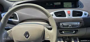 Renault Grand Scenic - imagine 5