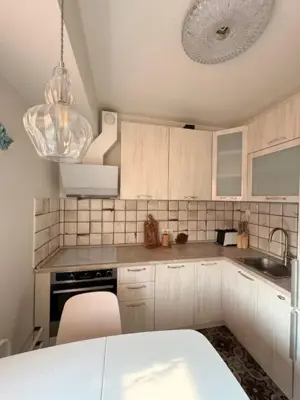 Ofer spre inchiriere garsoniera in zona Vitan  - imagine 2