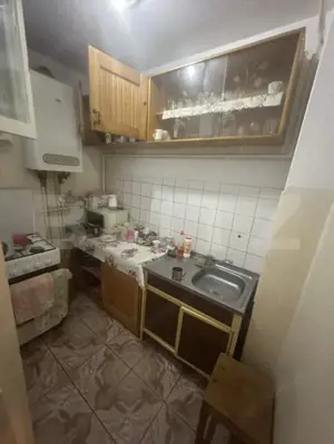 Garsoniera de vanzare, 32 mp, zona Burdea - imagine 3