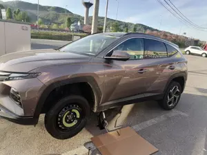 Roata rezerva slim Hyundai Tucson Hybrid cu roți R17 și R19  - imagine 2