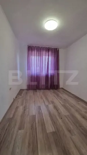 Apartament de vanzare, cu 2 camere, zona Micro 14