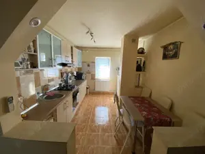 Apartament 3 camere Lipovei decomandat etaj 3 amenajat centrala proprie