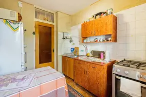 Apartament cu potential, ideal pentru renovare – bloc din 1992 - imagine 7