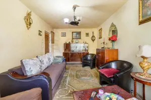 Apartament cu potential, ideal pentru renovare – bloc din 1992 - imagine 5