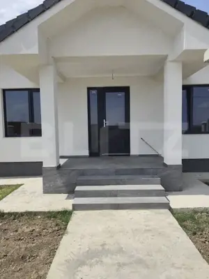 Casa finisata la cheie racordata la toate utilitatile 120 mp utili in Santandrei - imagine 2 Casa finisata la cheie racordata la toate utilitatile 120 mp utili in Santandrei - imagine 2