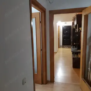 Vand apartament apartament cu trei camere in Slobozia  - imagine 3