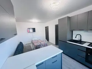 Apartament de 2 camere dcomandat, cu terasa si parcare inclusa ! - imagine 3