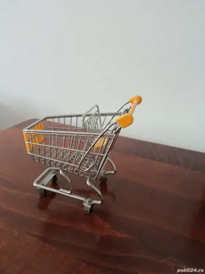 Mini carucior decorativ