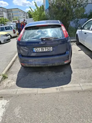 Vând Ford Focus - imagine 3