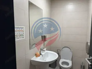 Spațiu comercial ultracentral – ideal pentru salon, magazin, birouri – 110 mp - imagine 5