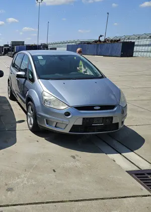 Ford smax 2litri benzina