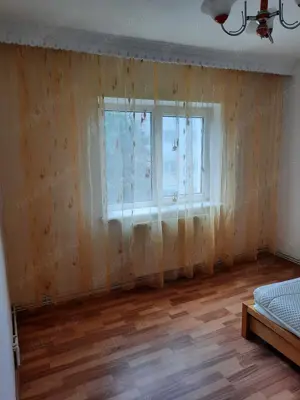 Vand apartament 3 camere - imagine 8