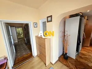 Proprietate cu potențial mixt – locuință și spațiu de lucru în Partoș - imagine 8