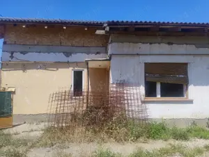 Proprietar vând casă 3 camere curte 860 m + gradina 2000 m, Giarmata Vii  - imagine 4