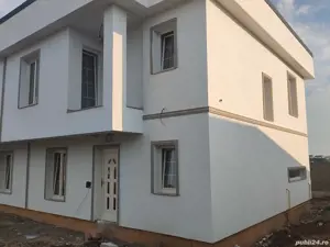 Casa partier si etaj