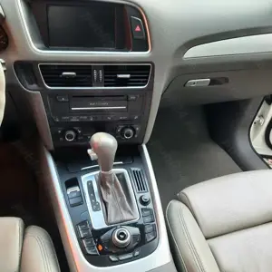 Vând Audi Q5 -3.0 diesel,4x4  - imagine 6