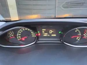 Peugeot 308 II 1.6 e-HDi 115HP FAP Allure - imagine 8