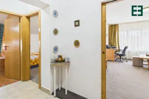Apartament cu 2 camere etaj 2 și 2 locuri parcare - Timișoara - imagine 10